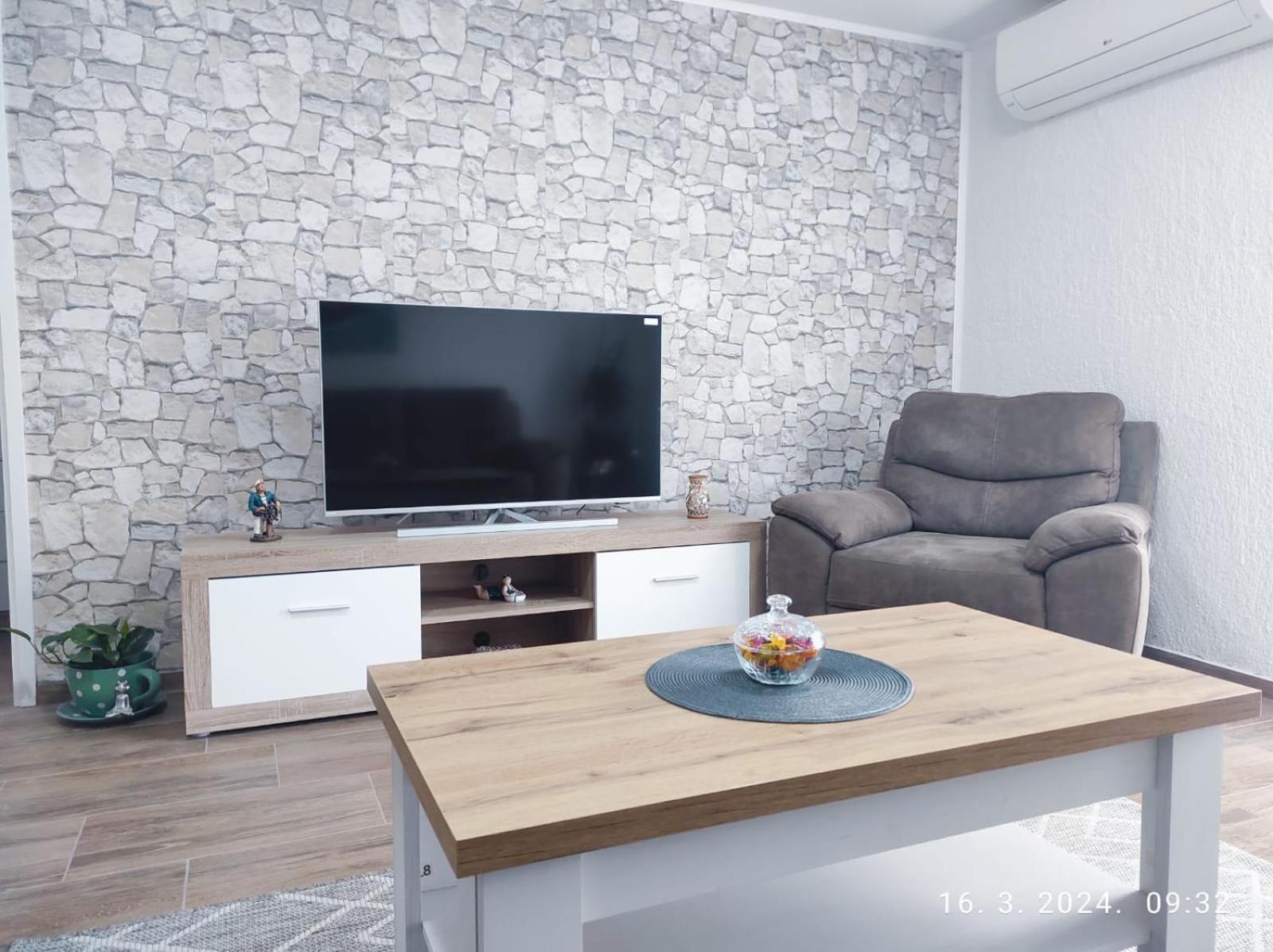 Apartman Jenny-Porec Kosinozici Bagian luar foto