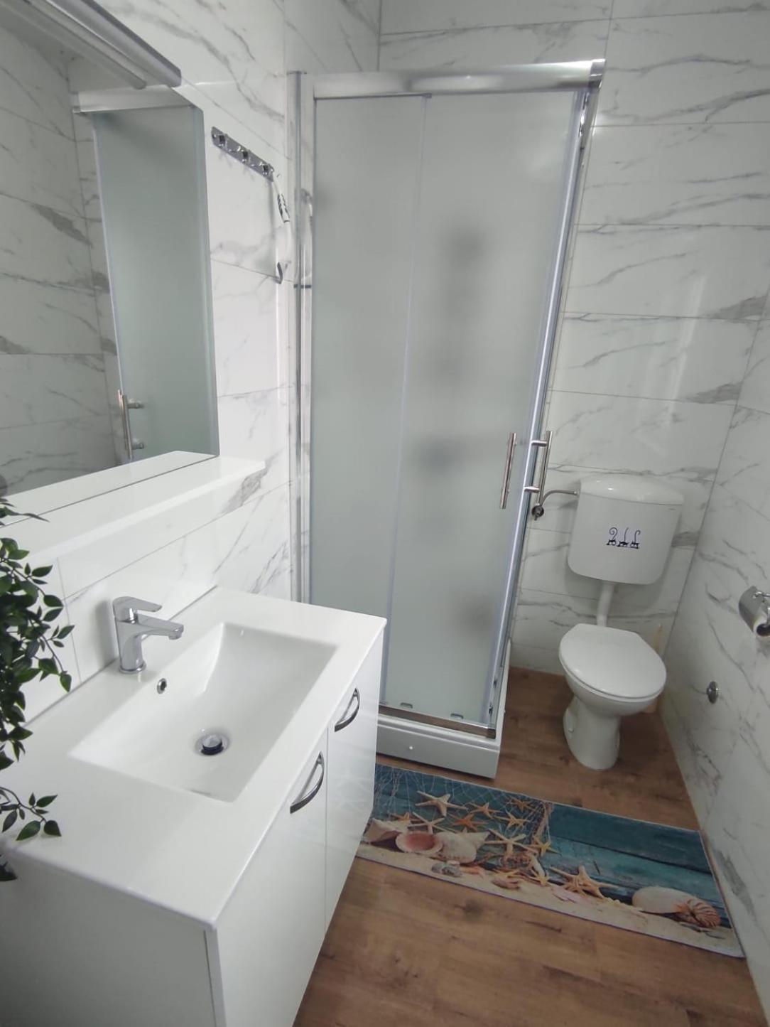Apartman Jenny-Porec Kosinozici Bagian luar foto