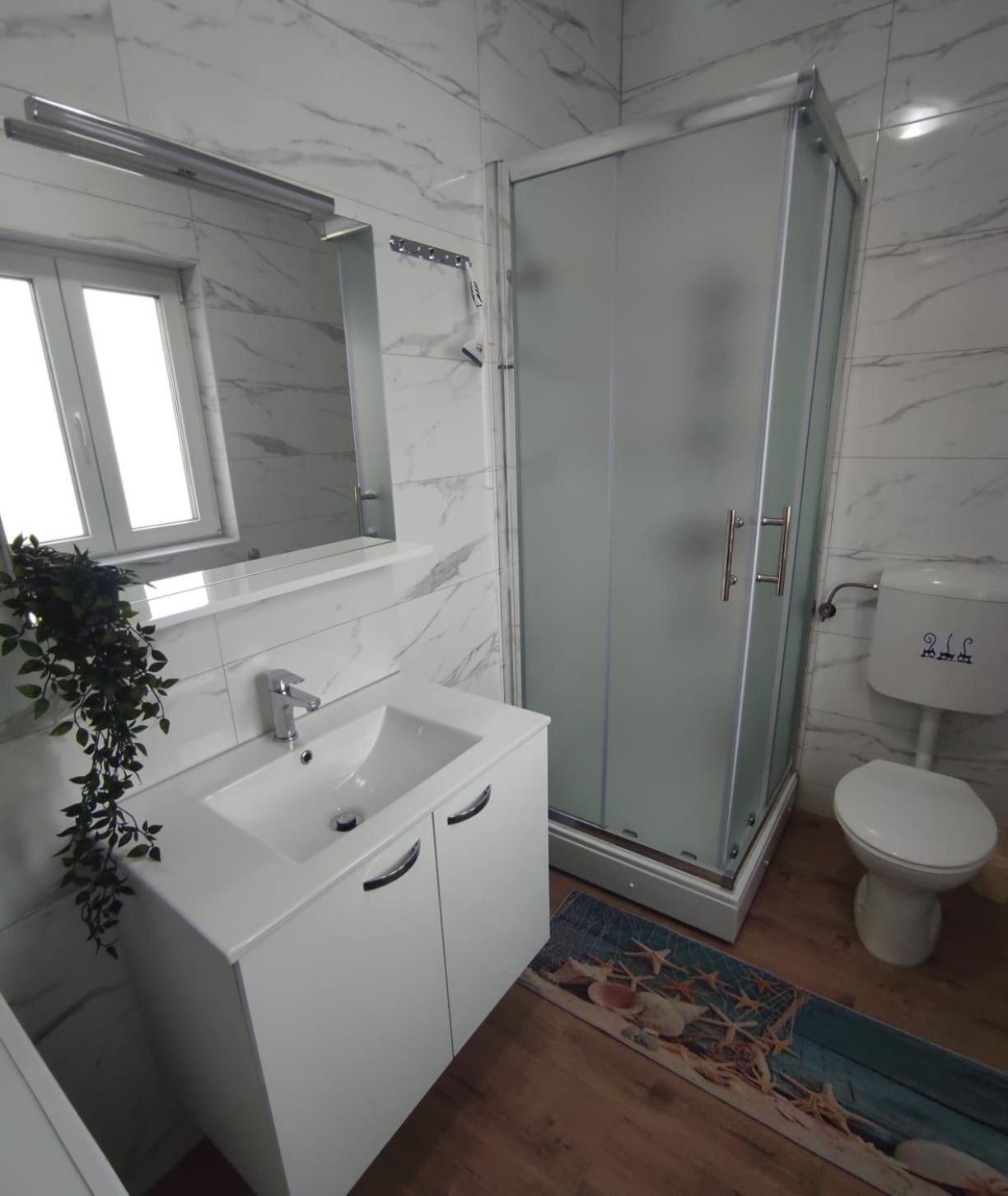 Apartman Jenny-Porec Kosinozici Bagian luar foto